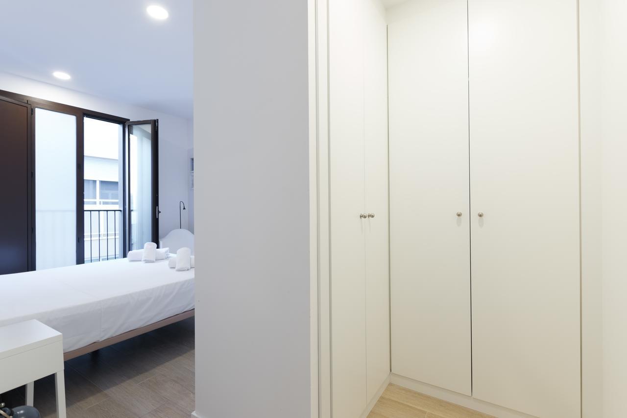 Apartments Madrina Valencia Eksteriør billede
